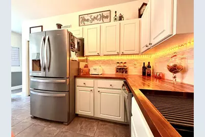 11607 NW 18th Place #8, Gainesville, FL 32606 - Photo 3