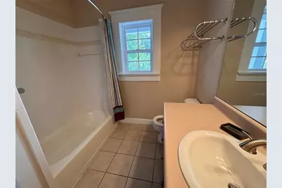 5020 NW 10th Place, Gainesville, FL 32605 - Photo 9