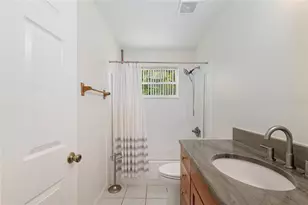 2080 NW 2nd St, Gainesville, FL 32609 - Photo 25