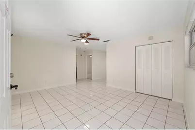 2080 NW 2nd Street, Gainesville, FL 32609 - Photo 17
