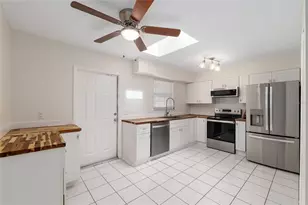 2080 NW 2nd St, Gainesville, FL 32609 - Photo 5