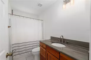 2080 NW 2nd St, Gainesville, FL 32609 - Photo 23