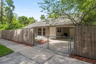 2080 NW 2nd St, Gainesville, FL 32609 - Photo 3