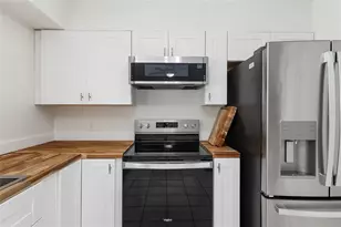 2080 NW 2nd St, Gainesville, FL 32609 - Photo 11
