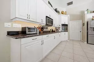 4208 SW 96 Dr, Gainesville, FL 32608 - Photo 9
