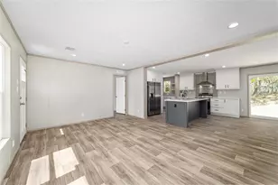 14830 SE 21st Pl, Morriston, FL 32668 - Photo 21