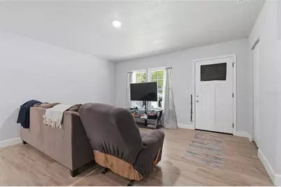 10191 NE 67th Lane, Bronson, FL 32621 - Photo 9