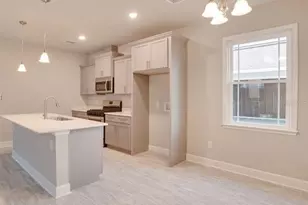 24339 SW 18th Ln, Newberry, FL 32669 - Photo 5