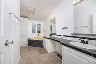 19396 NW 132nd Pl, Alachua, FL 32615 - Photo 9