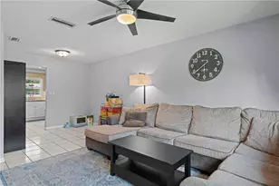 2819 NW 55th Blvd, Gainesville, FL 32653 - Photo 5