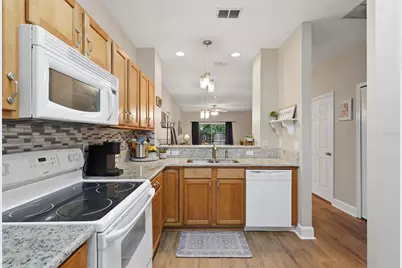 935 NW 21st Avenue #935, Gainesville, FL 32609 - Photo 11
