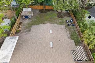1753 NE 20 Pl, Gainesville, FL 32609 - Photo 37