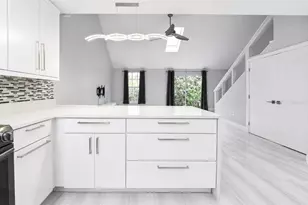 9780 SW 52nd Rd, Gainesville, FL 32608 - Photo 13