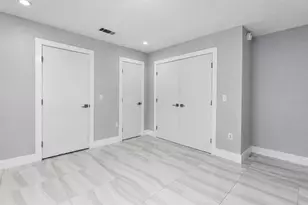 9780 SW 52nd Rd, Gainesville, FL 32608 - Photo 5
