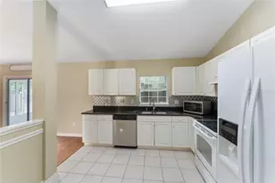 8414 SW 66th Ln, Gainesville, FL 32608 - Photo 11