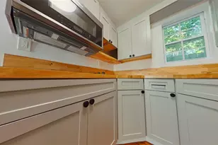 327 NW 15th Terrace, Gainesville, FL 32603 - Photo 5
