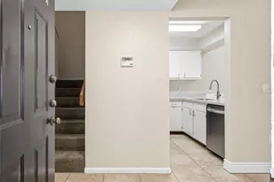 4422 SW 21st Ln, Gainesville, FL 32607 - Photo 5