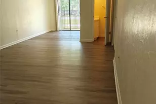 724 SW 68th Terrace, Gainesville, FL 32607 - Photo 3