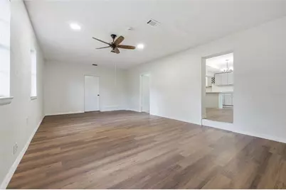 821 NE 22nd Terrace, Gainesville, FL 32641 - Photo 11