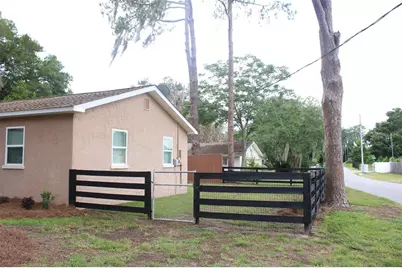 609 Gray Avenue, Wildwood, FL 34785 - Photo 7