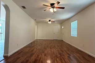 609 Gray Ave, Wildwood, FL 34785 - Photo 33