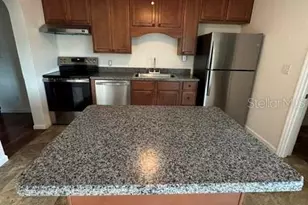 609 Gray Ave, Wildwood, FL 34785 - Photo 13