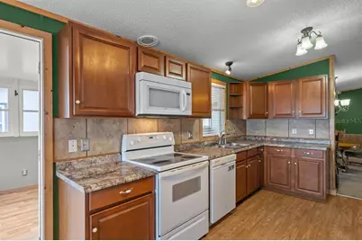 41 Scott Street, Welaka, FL 32193 - Photo 23