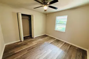 900 NW 39th Dr, Gainesville, FL 32605 - Photo 13