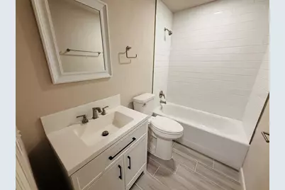 900 NW 39th Drive, Gainesville, FL 32605 - Photo 17