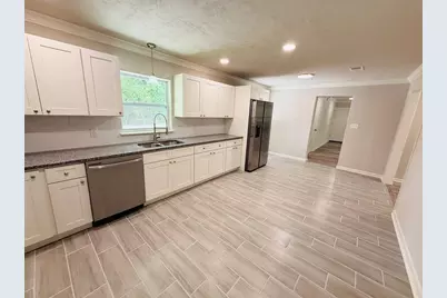 900 NW 39th Drive, Gainesville, FL 32605 - Photo 9