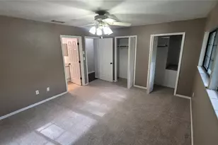 819 SW 57 Terrace, Gainesville, FL 32607 - Photo 9