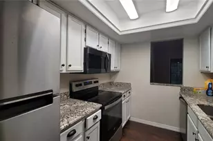 819 SW 57 Terrace, Gainesville, FL 32607 - Photo 7