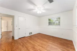 930 NW 37th Terrace, Gainesville, FL 32605 - Photo 27