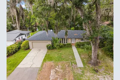 930 NW 37th Terrace, Gainesville, FL 32605 - Photo 1