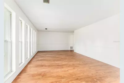 930 NW 37th Terrace, Gainesville, FL 32605 - Photo 9