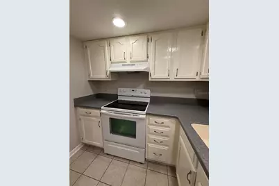 1515 NW 29th Road #D2, Gainesville, FL 32605 - Photo 11