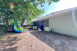 4332 NW 34th Dr, Gainesville, FL 32605 - Photo 17