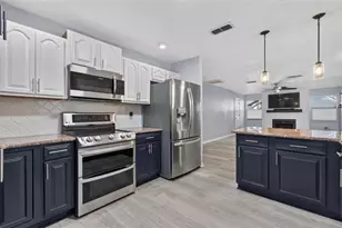 8215 SW 47th Rd, Gainesville, FL 32608 - Photo 17