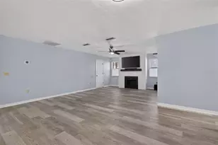 8215 SW 47th Rd, Gainesville, FL 32608 - Photo 11