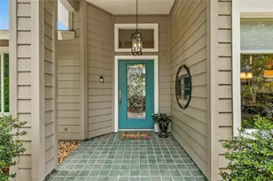 1810 NW 17th Ln, Gainesville, FL 32605 - Photo 9