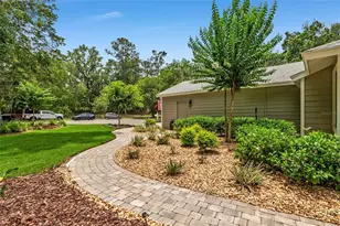 1810 NW 17th Ln, Gainesville, FL 32605 - Photo 7