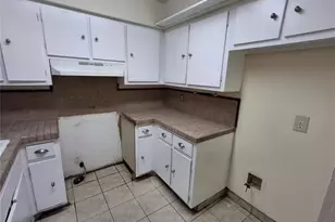 4333 SW 69th Terrace, Gainesville, FL 32608 - Photo 3