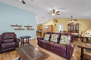 10250 NE 5th Ave, Branford, FL 32008 - Photo 5