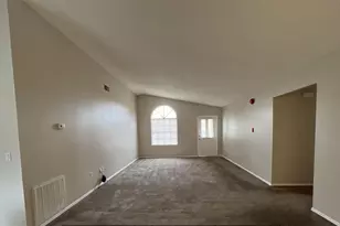 319 Oak Track Dr, Ocala, FL 34472 - Photo 5