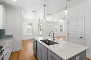 619 NW 3rd St, Gainesville, FL 32601 - Photo 11