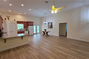 200 Hour Glass Cir, Hawthorne, FL 32640 - Photo 7