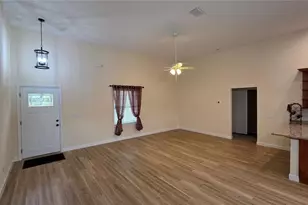 200 Hour Glass Cir, Hawthorne, FL 32640 - Photo 5