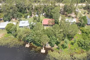 303 Riley Lk Dr, Hawthorne, FL 32640 - Photo 9