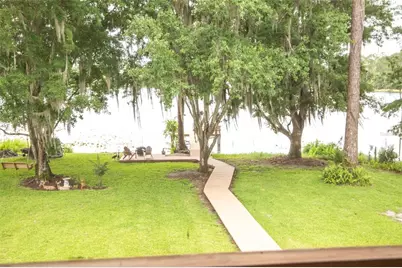 303 Riley Lake Drive, Hawthorne, FL 32640 - Photo 9