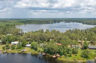 303 Riley Lk Dr, Hawthorne, FL 32640 - Photo 5